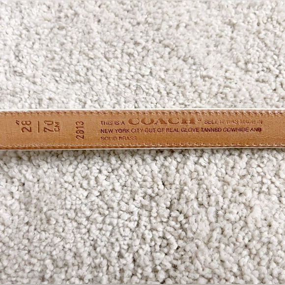 Vintage COACH Skinny Leather Off-White Belt with Brass Buckle - Picture 3 of 5